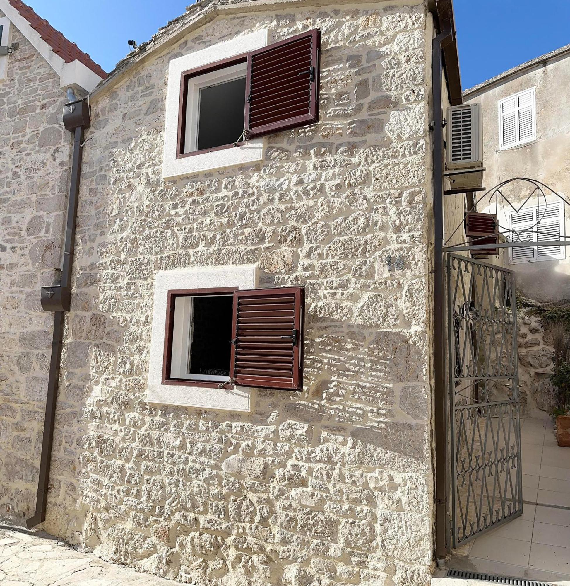 Villa Secret House Andrea Primošten Exterior foto